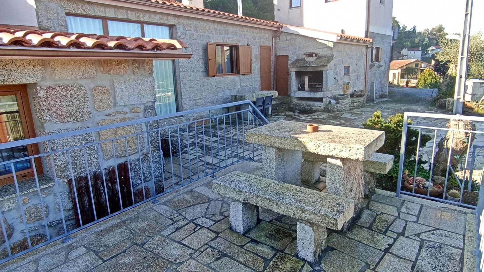 Casa Da Lage - T1 Com Piscina Privada - Geres Vườn quốc gia Peneda-Gerês Ngoại thất bức ảnh